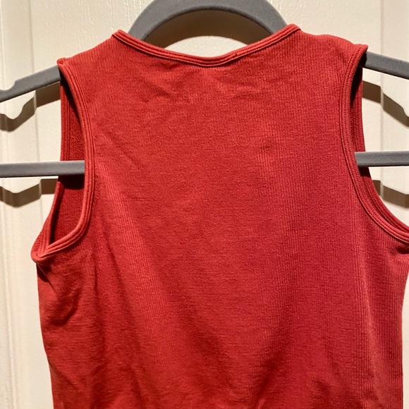 Rib High Neck Tank - Picture 2 of 4